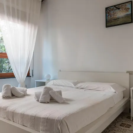 Апартаменты Il Piccolo Gigante Монтероссо-аль-Маре