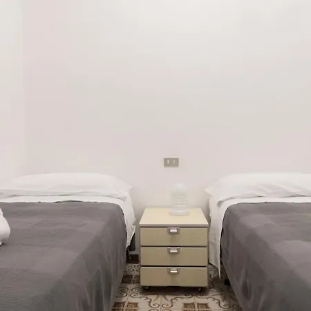 Il Piccolo Gigante Apartment *